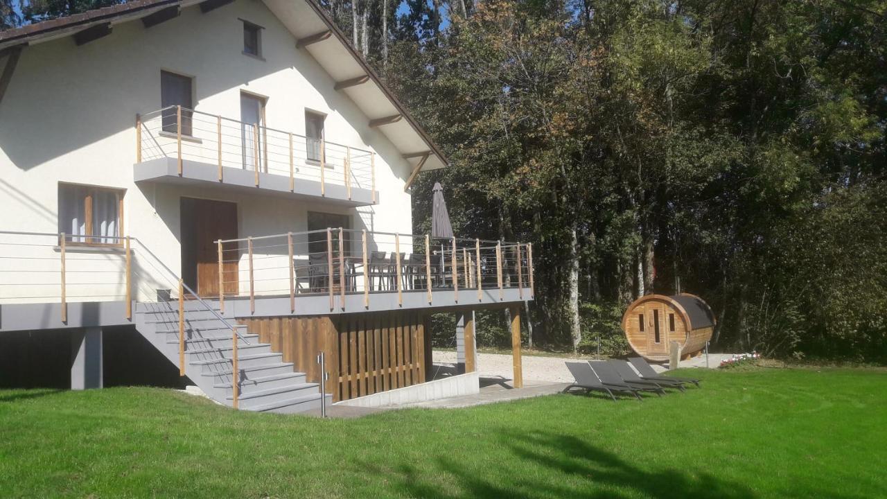 Gite De La Ferme De Lexhy 스타블로 외부 사진